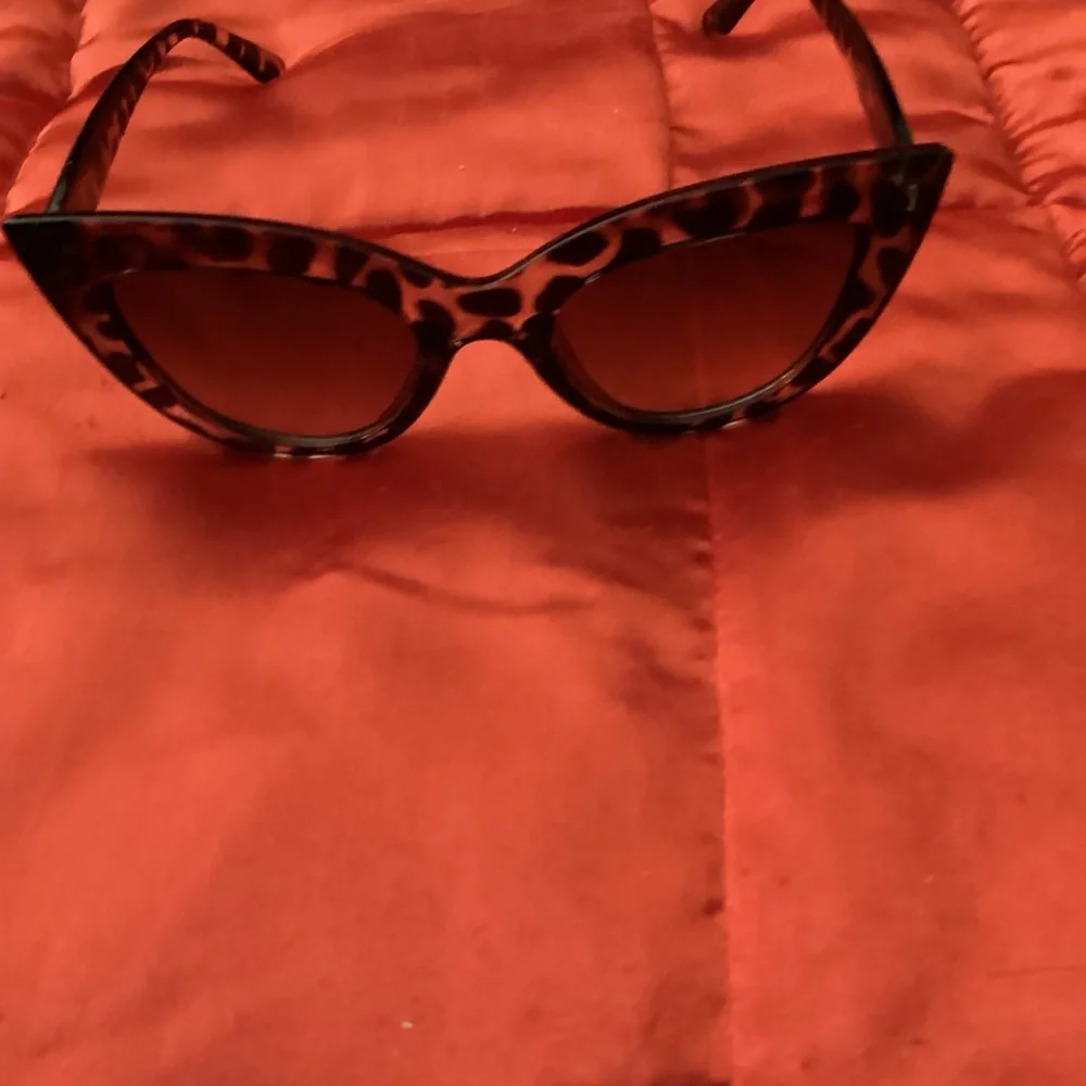 Cat Eye Large Frame Glasses